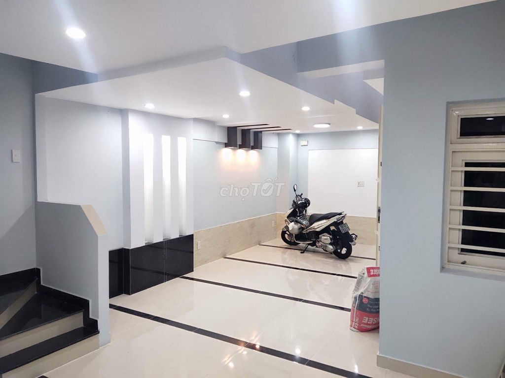 3947585 ảnh đại diện 1