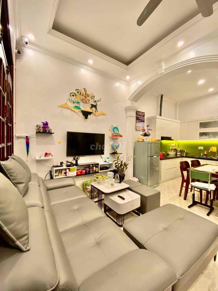 3954677 ảnh đại diện 1