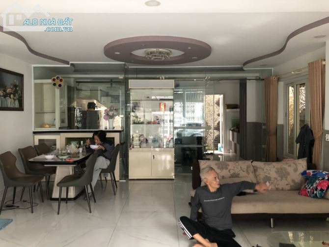 3976736 ảnh đại diện 2
