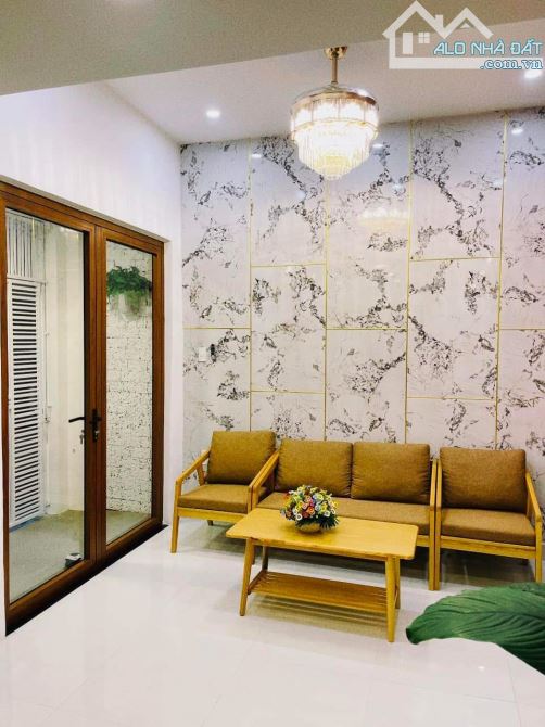 3985543 ảnh đại diện 1