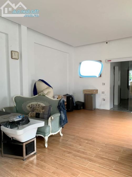 3985574 ảnh đại diện 1