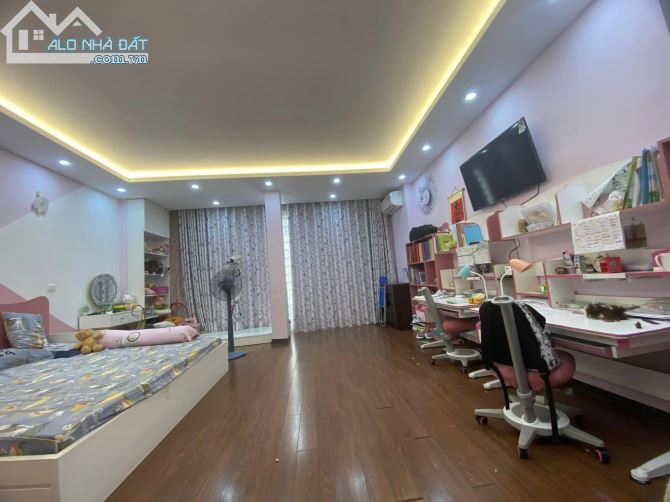 3989318 ảnh đại diện 1