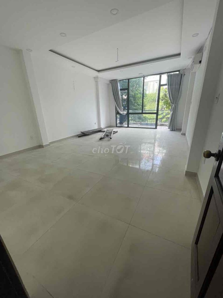 3992346 ảnh đại diện 1