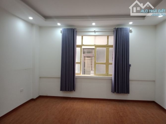 3992076 ảnh đại diện 2