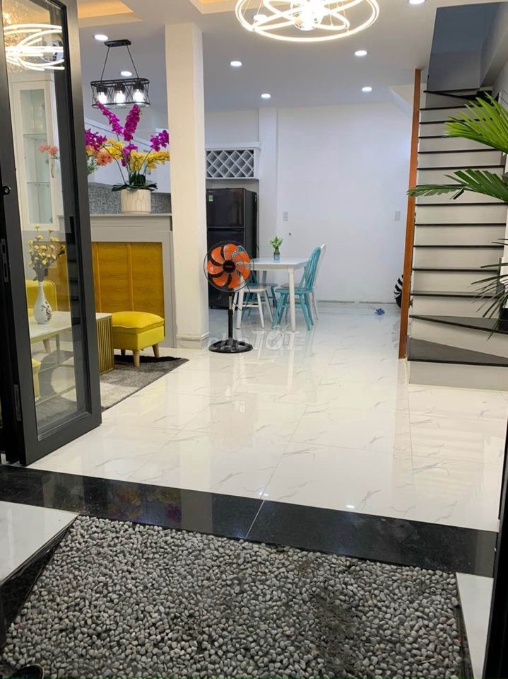 3998338 ảnh đại diện 1