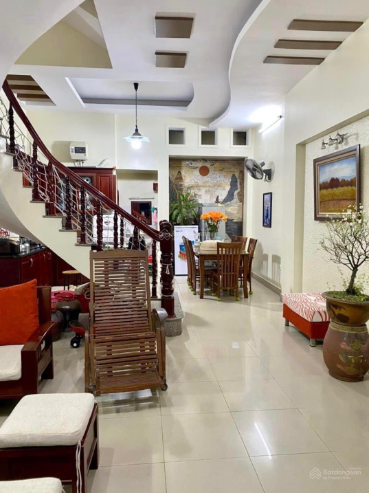 3999056 ảnh đại diện 1