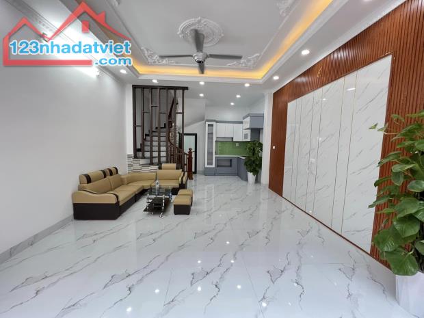 4003572 ảnh đại diện 1
