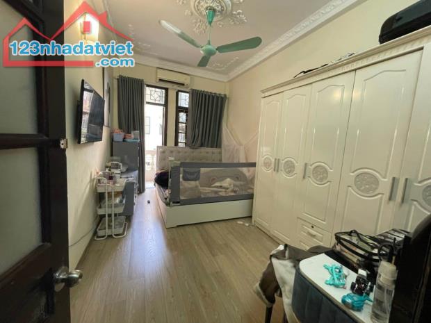 4022783 ảnh đại diện 2