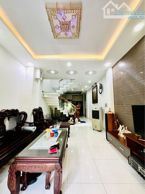 4026806 ảnh đại diện 1
