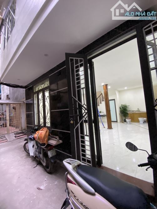 4031246 ảnh đại diện 1