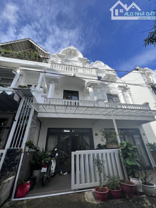 4031315 ảnh đại diện 1