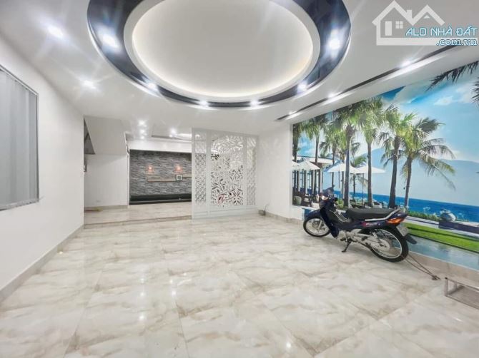 4033845 ảnh đại diện 1