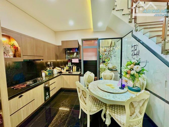 4034568 ảnh đại diện 1
