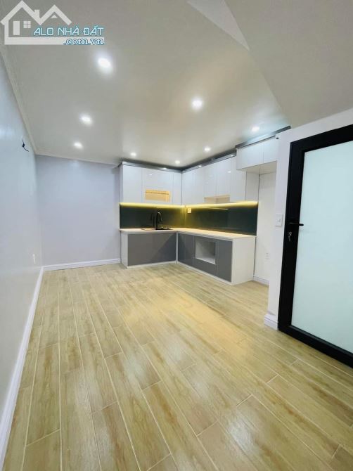 4033844 ảnh đại diện 1