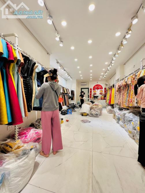 4033114 ảnh đại diện 1
