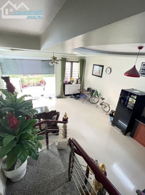 4032948 ảnh đại diện 1