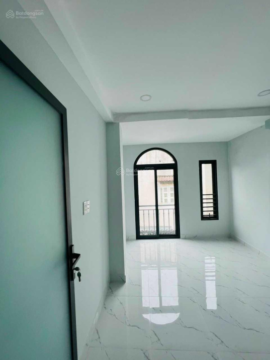 4033871 ảnh đại diện 1