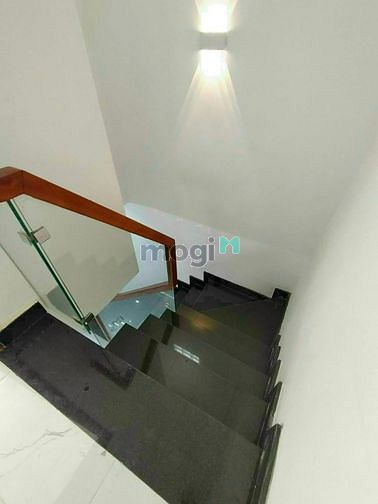 4036653 ảnh đại diện 1