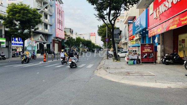 4045215 ảnh đại diện 1