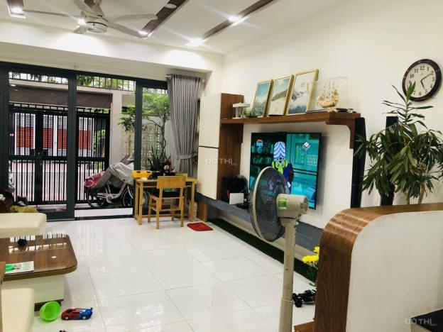 4042341 ảnh đại diện 1