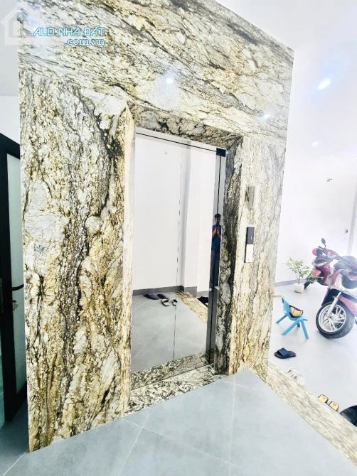 4050319 ảnh đại diện 1