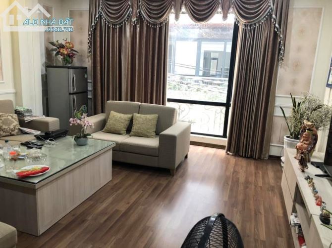 4058343 ảnh đại diện 1