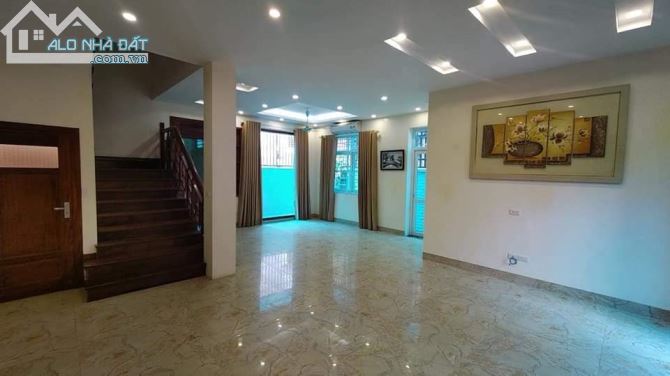 4057020 ảnh đại diện 1