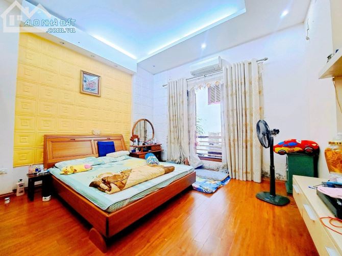 4058339 ảnh đại diện 2