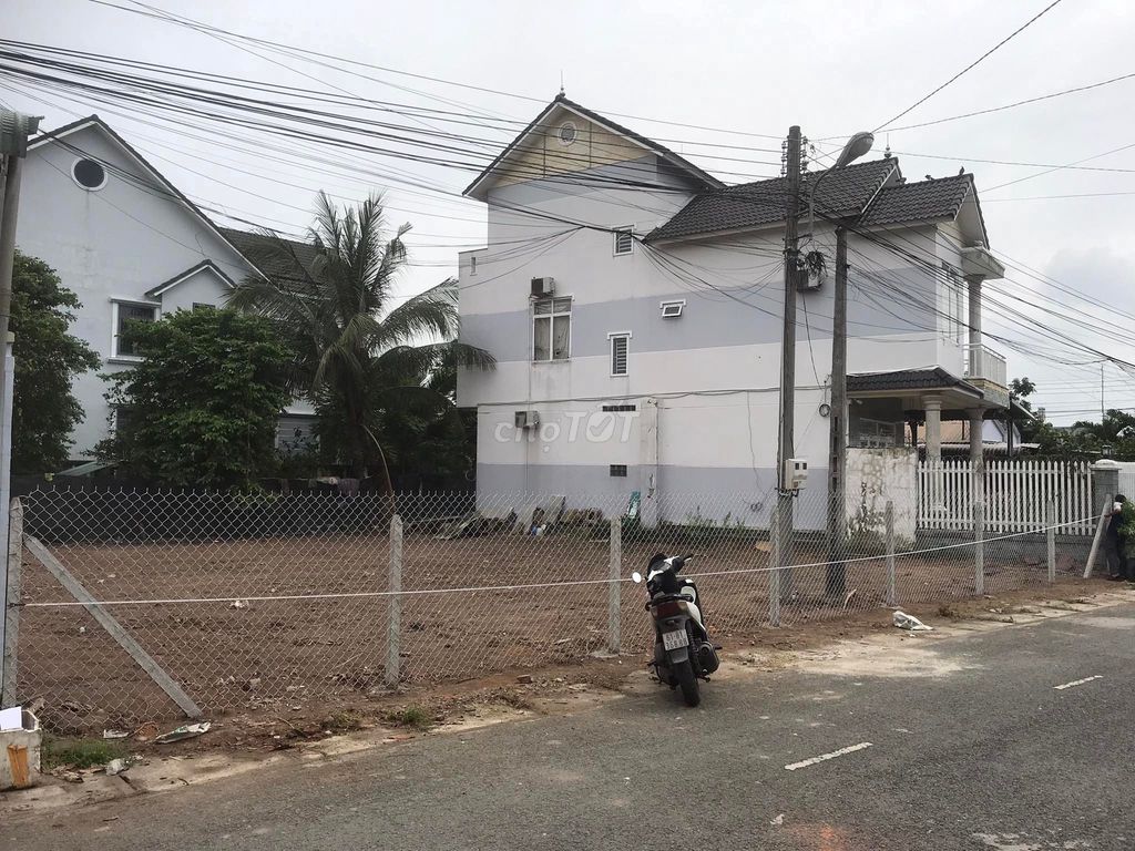 4056637 ảnh đại diện 1