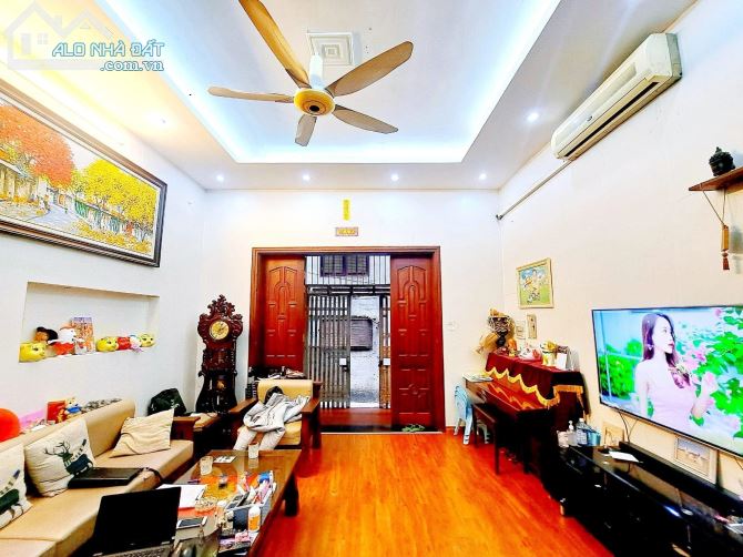 4058339 ảnh đại diện 1