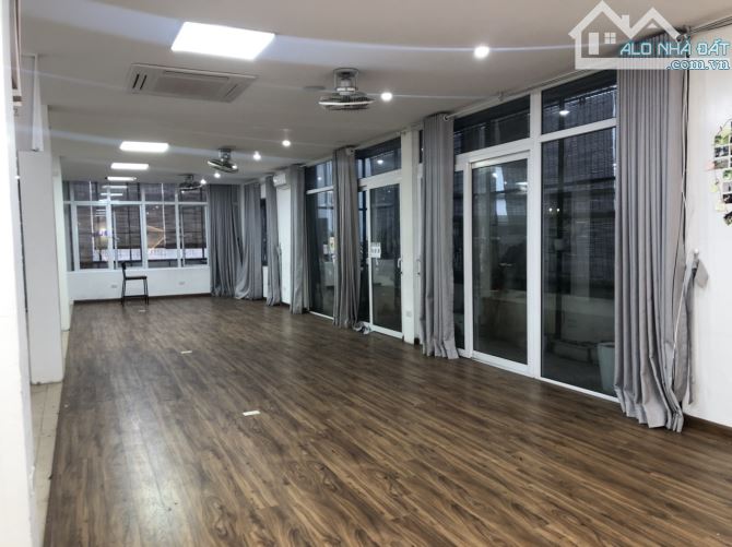 4057230 ảnh đại diện 2