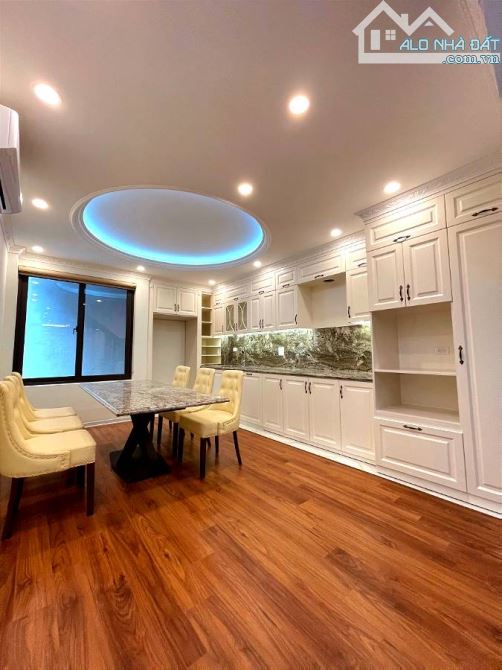 4060175 ảnh đại diện 2