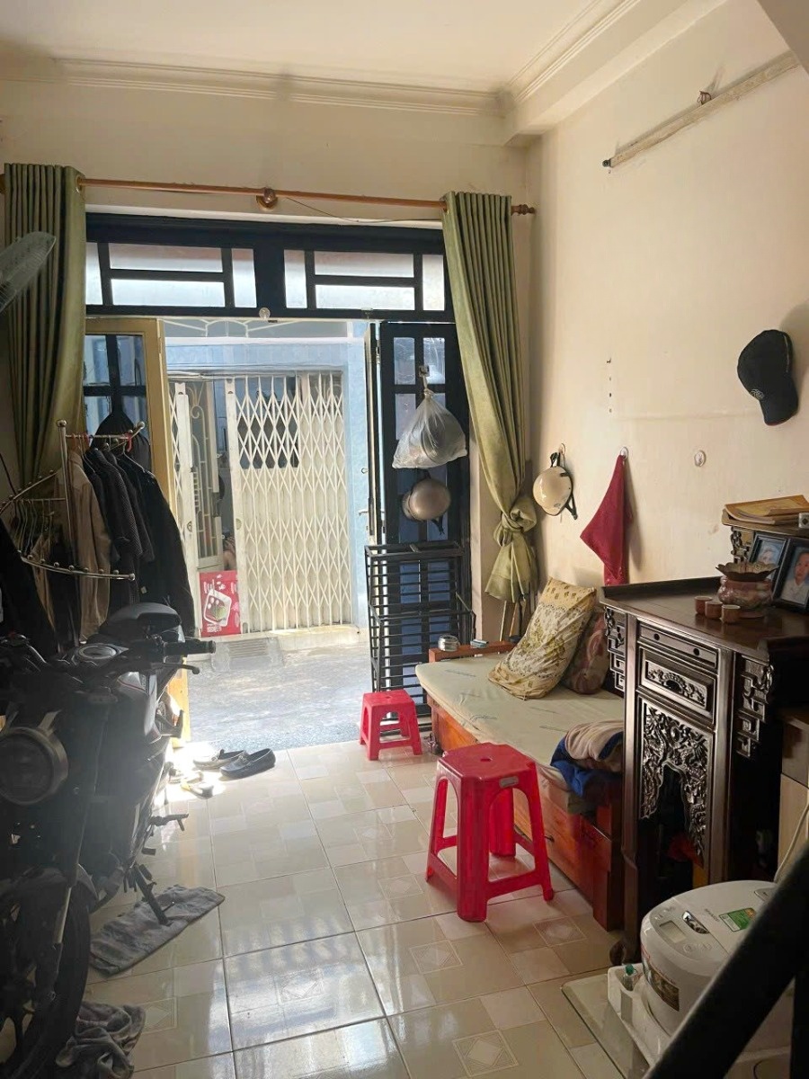 4062549 ảnh đại diện 1