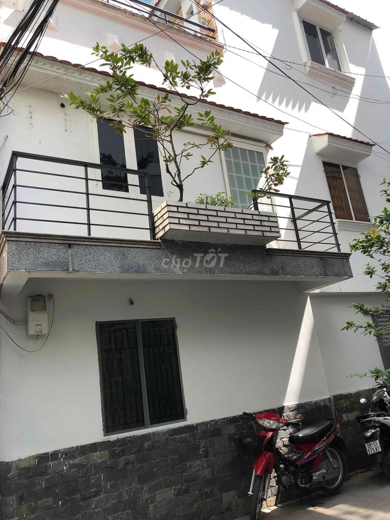 4063860 ảnh đại diện 1
