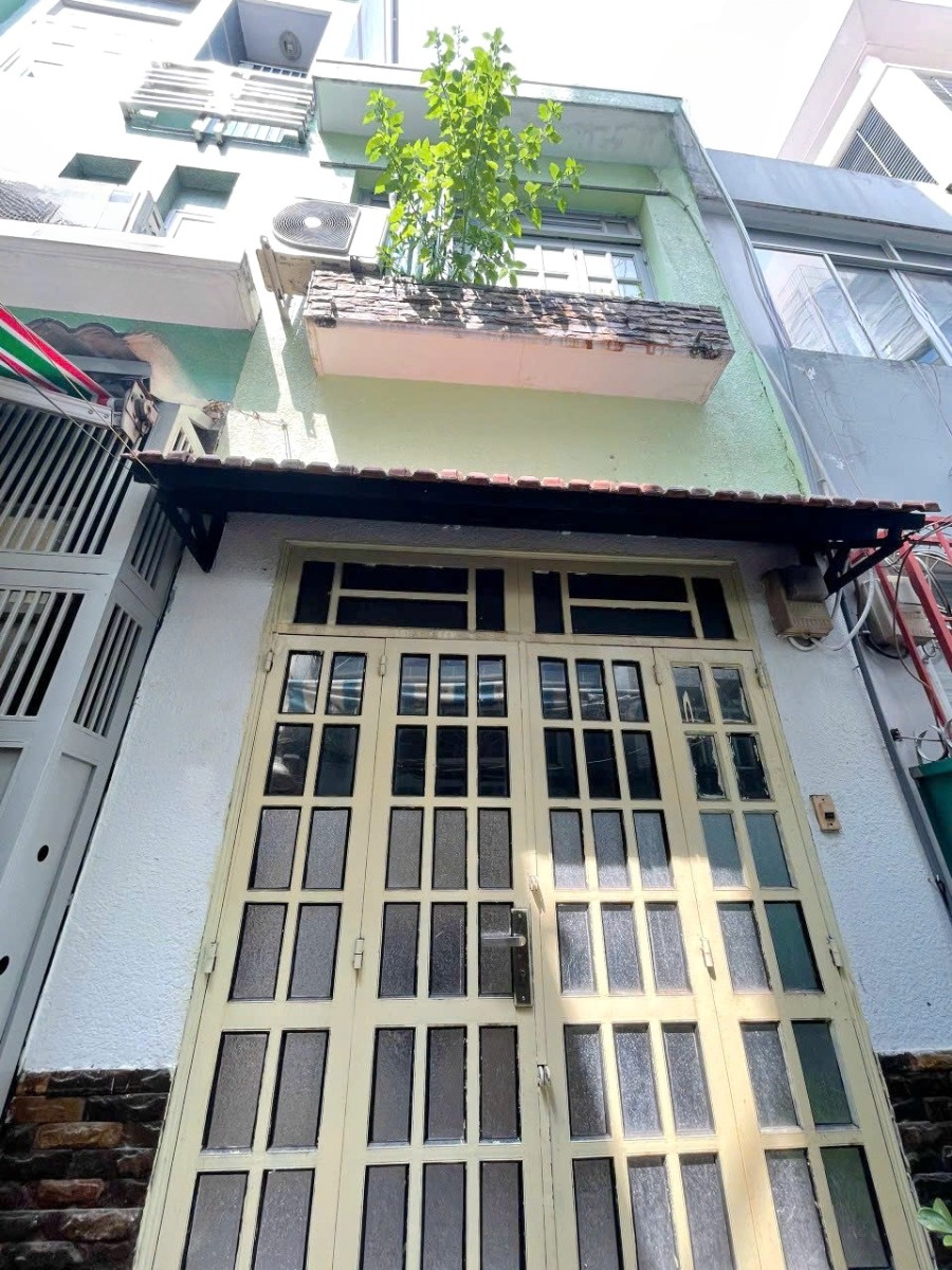 4062549 ảnh đại diện 1