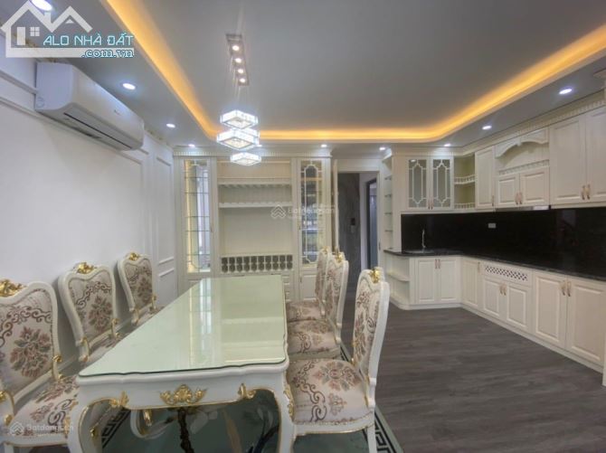 4061370 ảnh đại diện 2