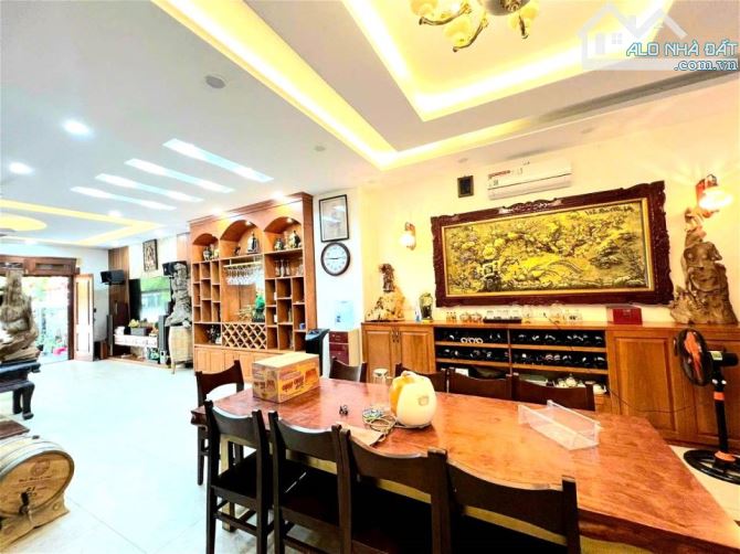 4060203 ảnh đại diện 1