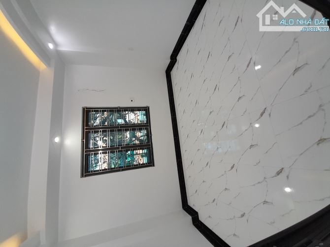 4060829 ảnh đại diện 1