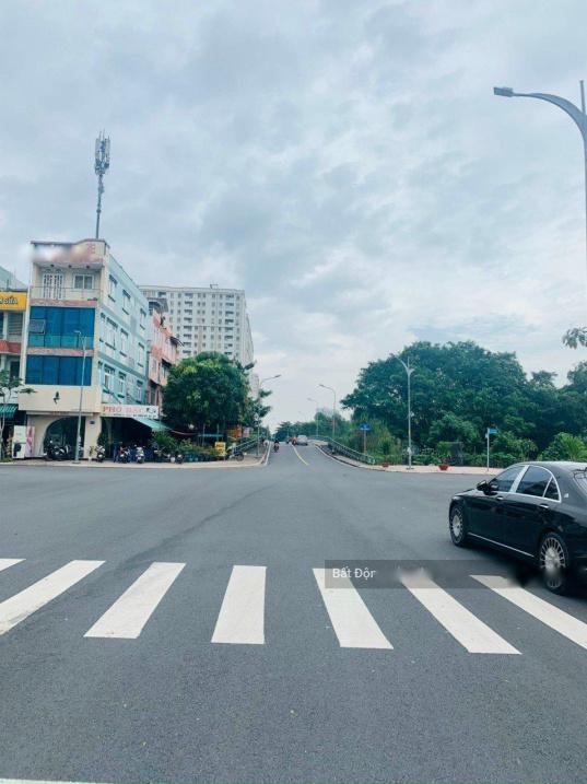 4061557 ảnh đại diện 1