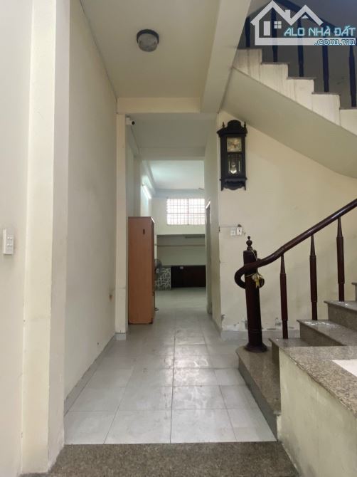 4060003 ảnh đại diện 1