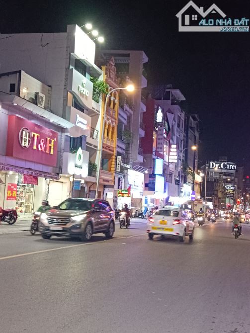 4068637 ảnh đại diện 1