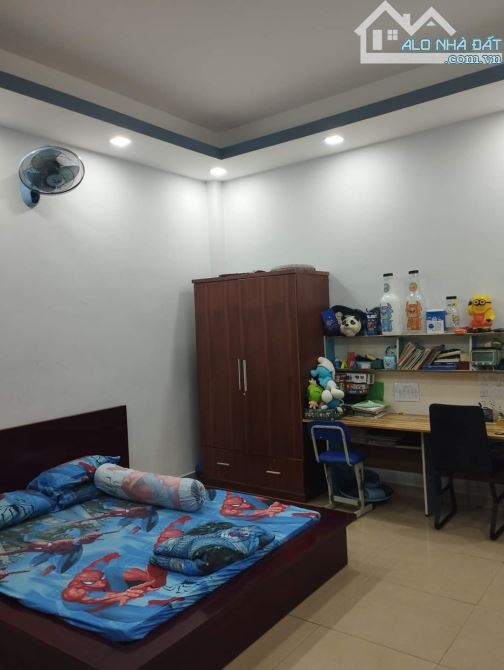 4068637 ảnh đại diện 2