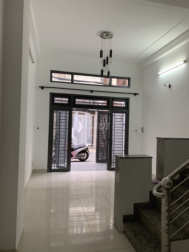 4074726 ảnh đại diện 1