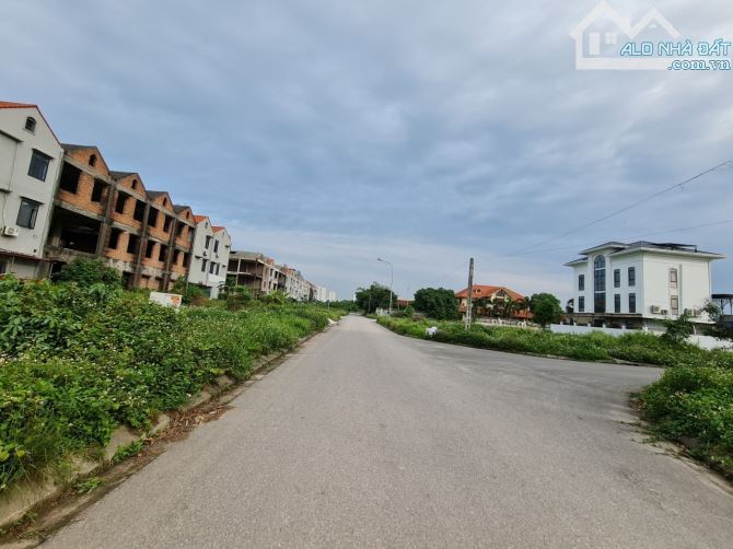 4070980 ảnh đại diện 1