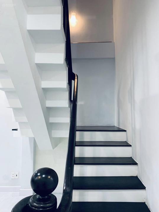 4073828 ảnh đại diện 1