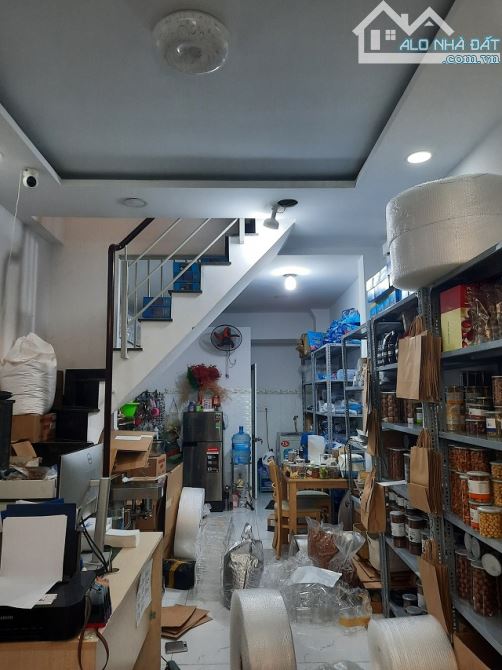4071258 ảnh đại diện 1