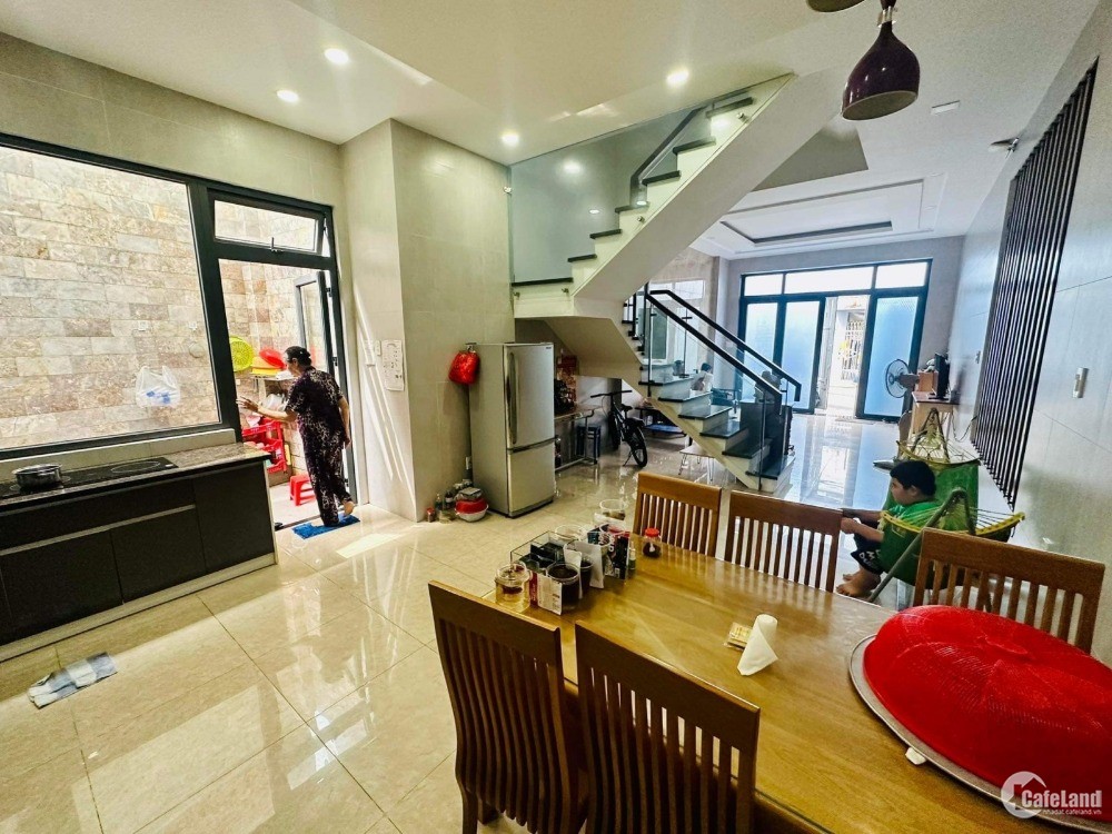 4074075 ảnh đại diện 1