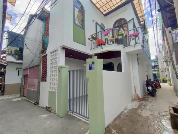 4071549 ảnh đại diện 1