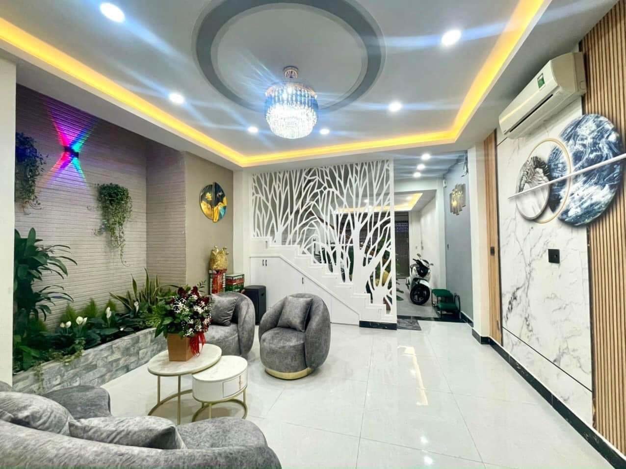 4078755 ảnh đại diện 1