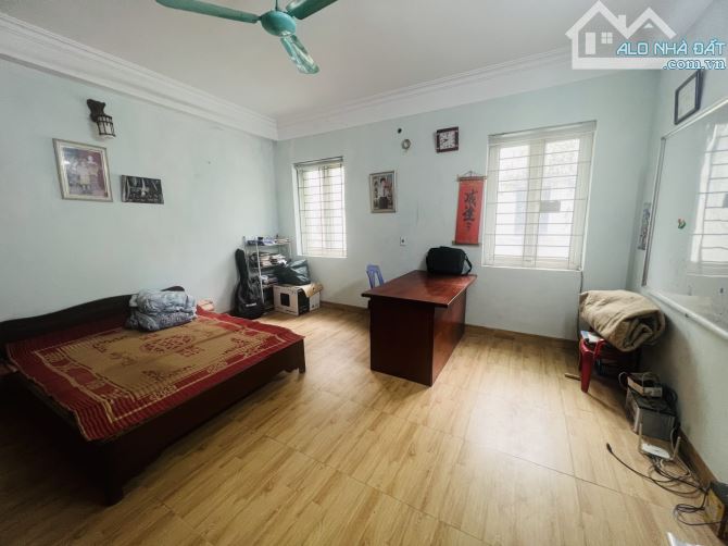 4076013 ảnh đại diện 1